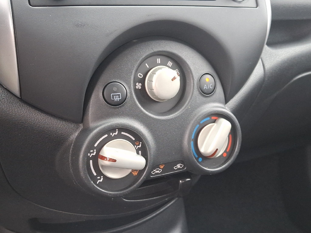 Used 2014 Nissan Versa Note S Plus FWD image 20