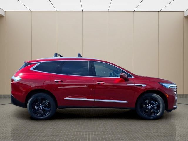Used 2024 Buick Enclave Essence w/ Sport Touring Edition FWD image 5