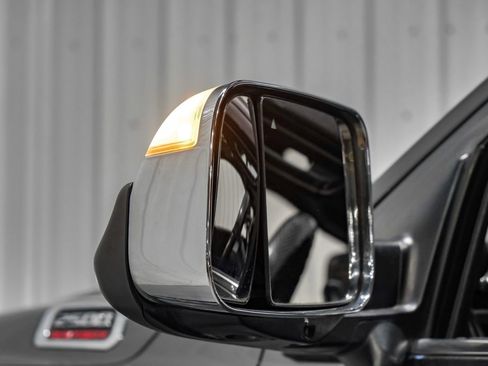 Used 2020 RAM 2500 Limited image 40