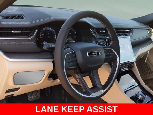 New 2025 Jeep Grand Cherokee L Limited RWD image 11