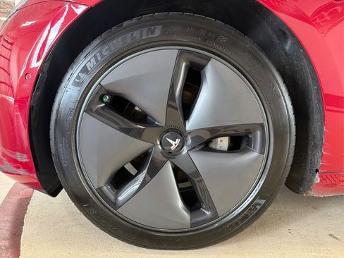 Used 2018 Tesla Model 3 Long Range AWD/4WD image 13