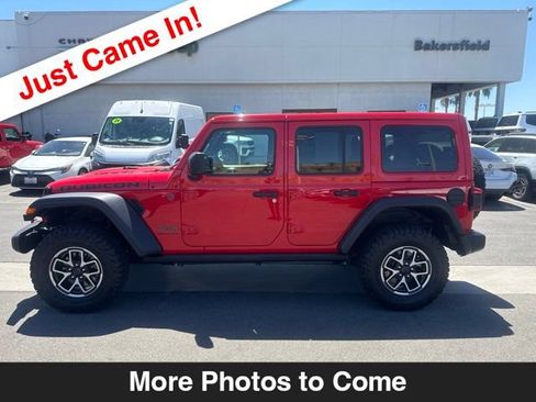 Certified 2025 Jeep Wrangler Unlimited Rubicon w/ Convenience Group AWD/4WD image 2