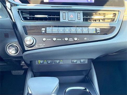 New 2025 Lexus ES 350 w/ Premium Package image 35