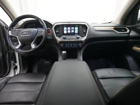 Used 2017 GMC Acadia Denali w/ Technology Package AWD/4WD image 5