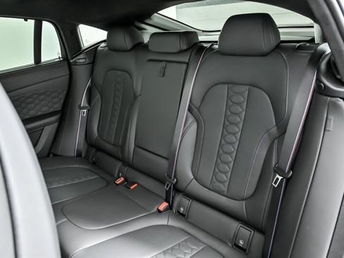 Used 2022 BMW X6 M w/ Competition Package image 24