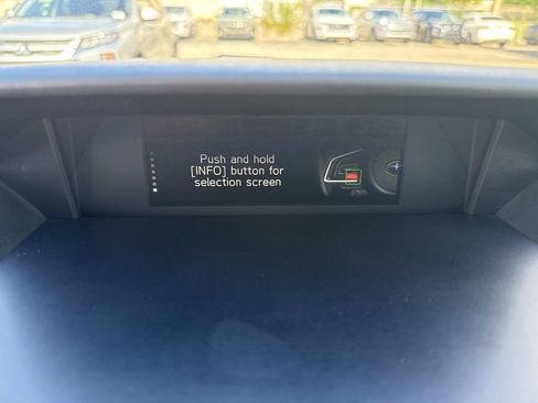 Used 2022 Subaru Forester Limited AWD/4WD image 28