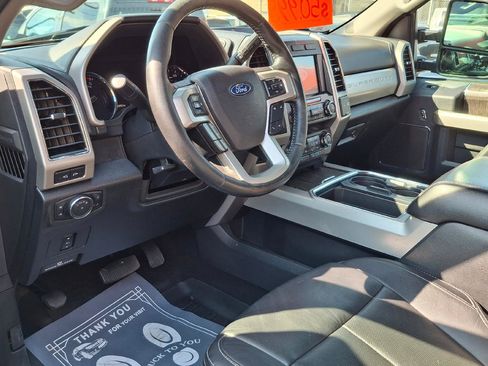 Used 2020 Ford F250 Lariat w/ Chrome Package AWD/4WD image 8