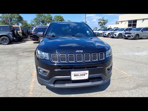 Certified 2021 Jeep Compass Latitude AWD/4WD image 3