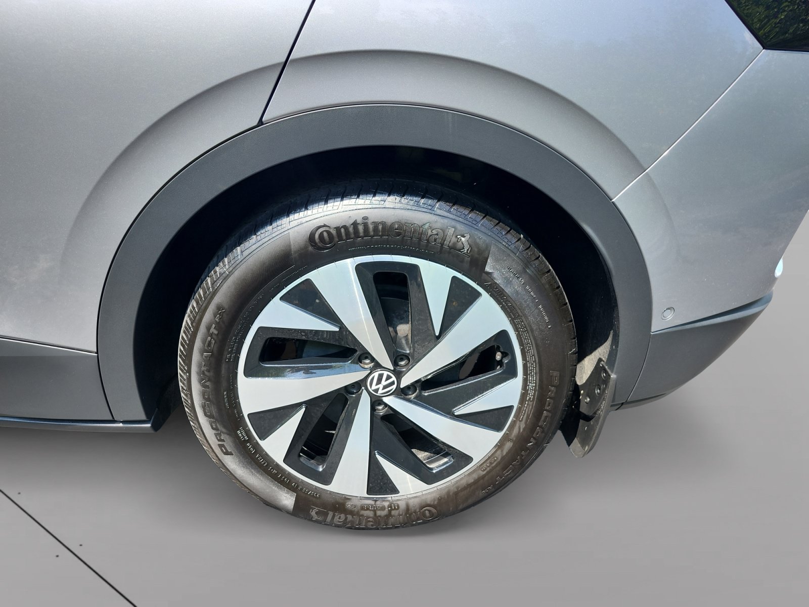 Used 2024 Volkswagen ID.4 2WD image 15