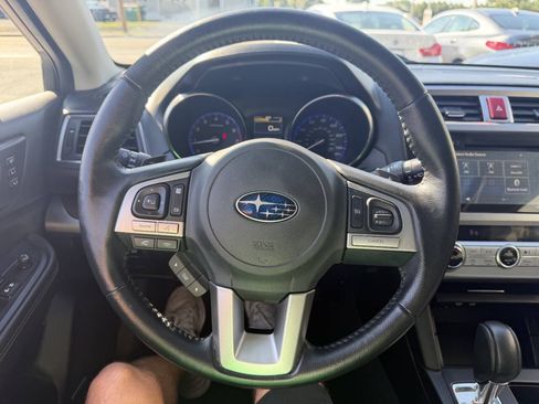 Used 2015 Subaru Outback 2.5i Limited AWD/4WD image 34