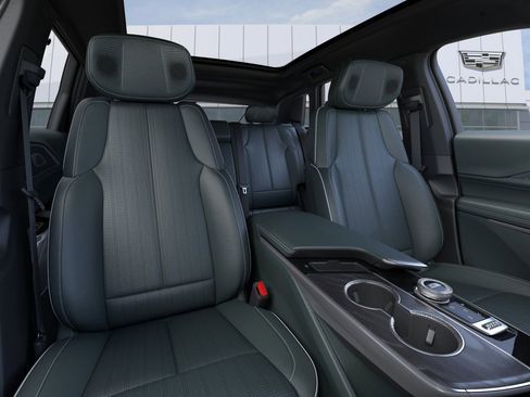 New 2026 Cadillac Lyriq Signature Sport image 16