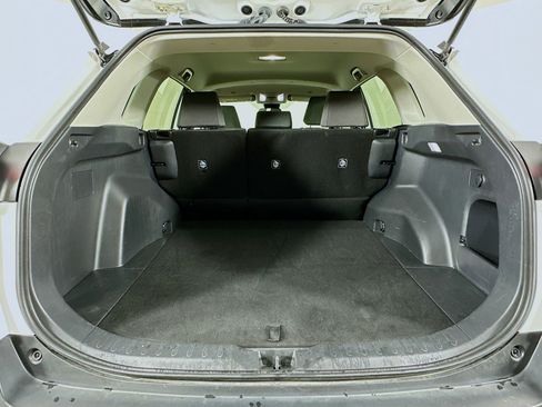 Used 2024 Toyota RAV4 XLE image 27