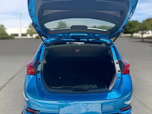 Used 2018 Toyota Corolla iM FWD image 14