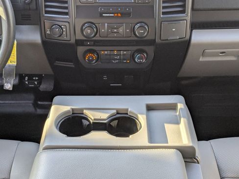 Used 2017 Ford F150 XL w/ Equipment Group 101A Mid image 19