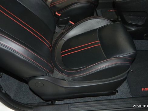 Used 2015 FIAT 500 Abarth w/ Comfort/Convenience Group FWD image 18