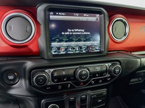 Used 2020 Jeep Wrangler Rubicon AWD/4WD image 19
