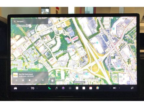 Used 2024 Tesla Model X image 31