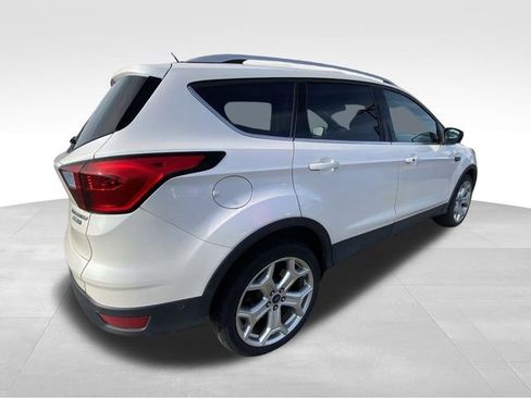 Used 2019 Ford Escape Titanium AWD/4WD image 11