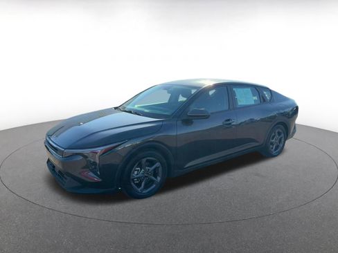 Used 2025 Kia K4 LXS FWD image 8