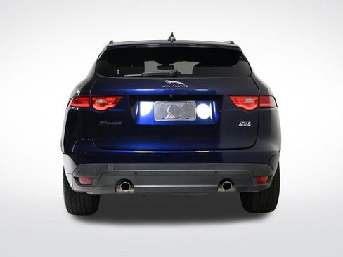 Used 2020 Jaguar F-PACE R-Sport image 4