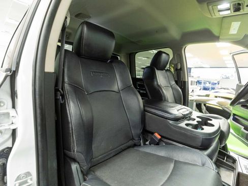 Used 2016 RAM 2500 Laramie image 17