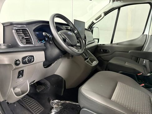 Used 2023 Ford Transit 350 XLT RWD image 23