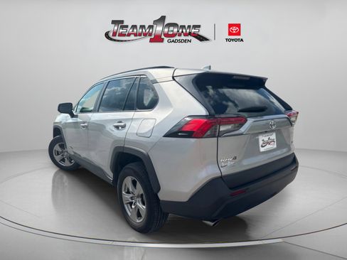 Used 2024 Toyota RAV4 XLE FWD image 5