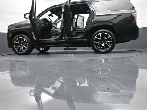Used 2022 Chevrolet Tahoe RST w/ Luxury Package AWD/4WD image 52