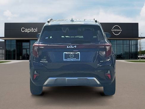 Used 2024 Kia Seltos S image 6