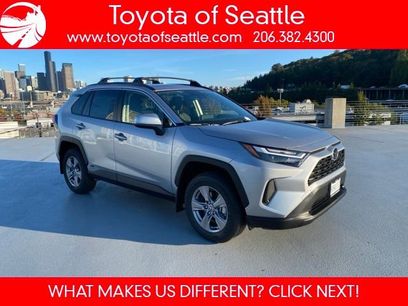 New 2025 Toyota RAV4 XLE