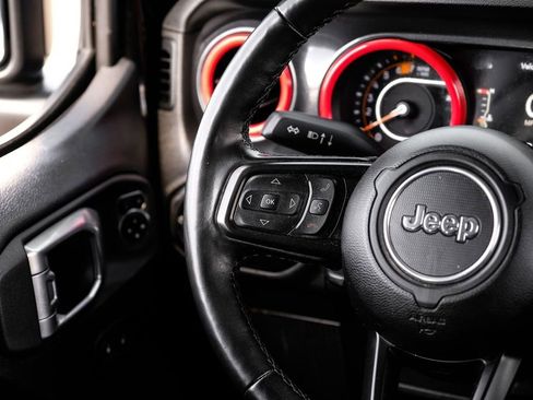 Used 2021 Jeep Wrangler Unlimited Sport image 13