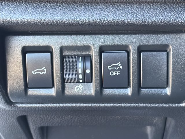 Used 2024 Subaru Outback Premium AWD/4WD image 56