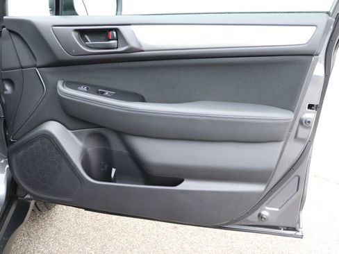 Used 2019 Subaru Outback 2.5i image 38