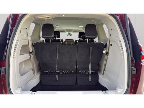 Used 2022 Chrysler Pacifica Touring-L AWD/4WD image 20
