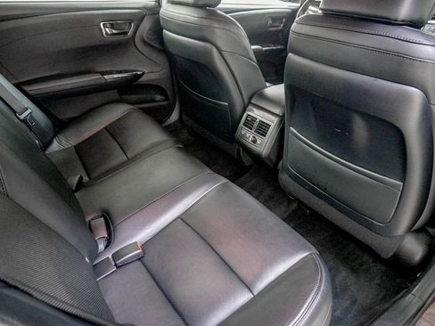 Used 2014 Toyota Avalon Limited image 34