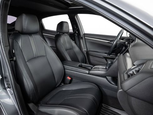 Used 2018 Honda Civic Sport Touring image 27