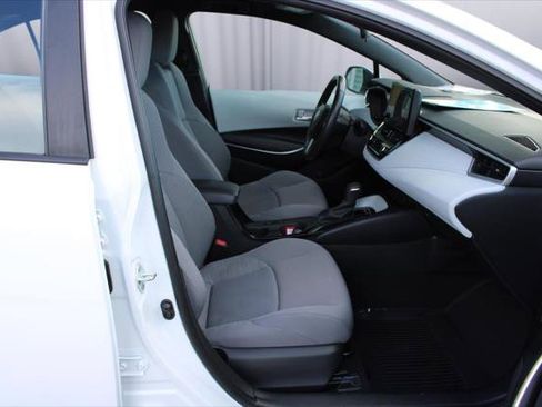 Certified 2023 Toyota Corolla SE image 34