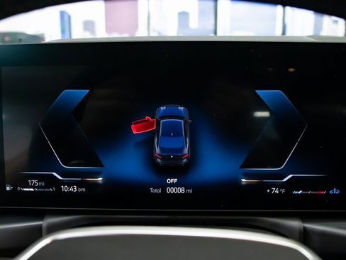 Used 2025 BMW 230i xDrive Coupe w/ Convenience Package image 17