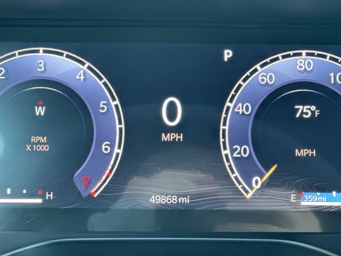 Used 2024 Jeep Grand Cherokee L Laredo image 27