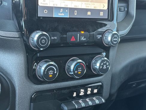 New 2026 RAM 1500 Tradesman AWD/4WD image 18