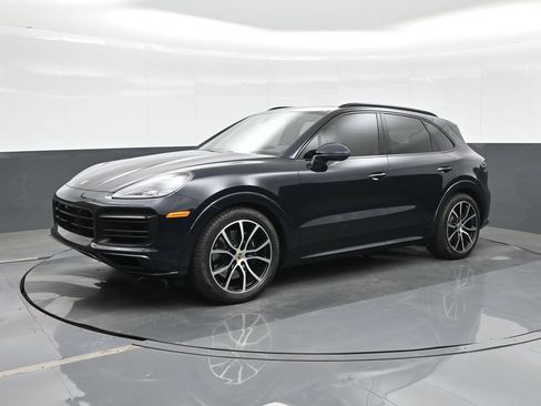 Certified 2023 Porsche Cayenne GTS AWD/4WD image 1