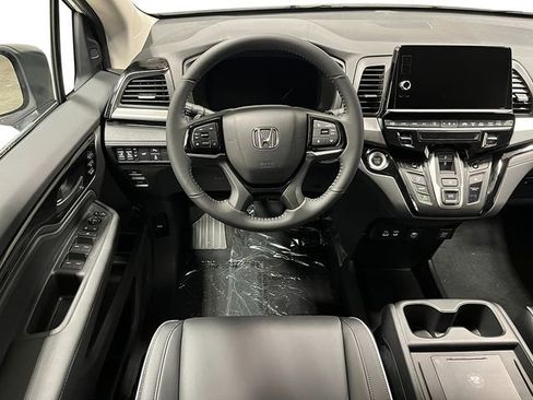New 2026 Honda Odyssey Touring image 21