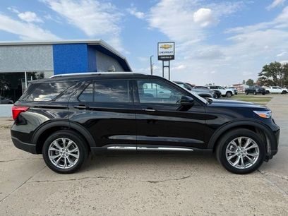 Used 2023 Ford Explorer Limited w/ Limited Technology Package