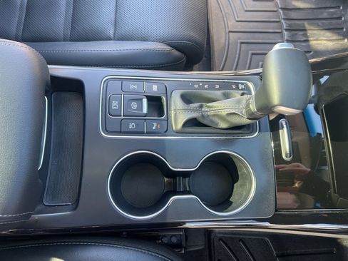 Certified 2020 Kia Sorento SX image 26