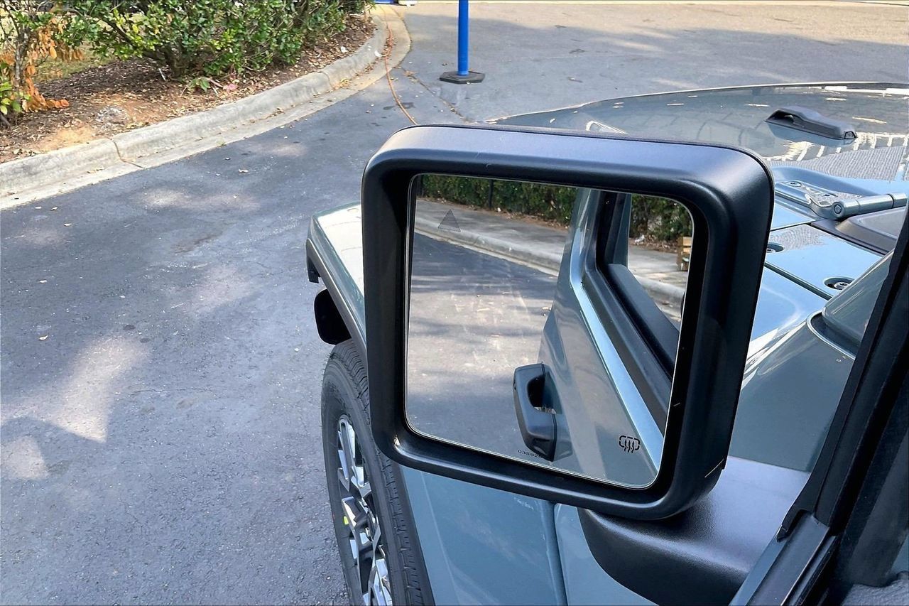New 2026 Jeep Wrangler Unlimited Sahara AWD/4WD image 24