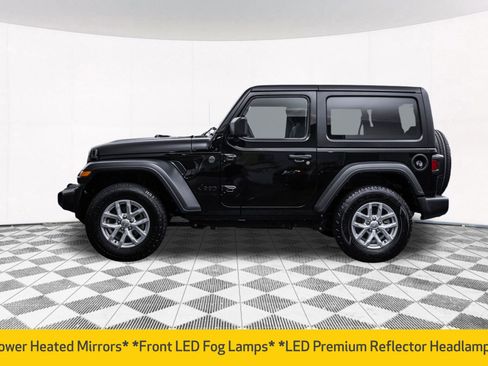 Used 2023 Jeep Wrangler Sport AWD/4WD image 8