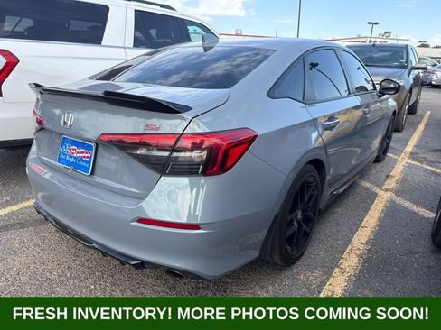 Used 2024 Honda Civic Si image 2
