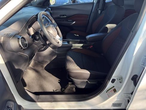 Certified 2023 Nissan Kicks SR image 16