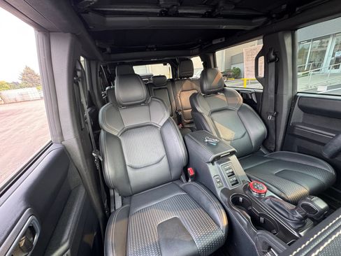 Used 2024 Ford Bronco Raptor w/ Interior Carbon Fiber Pack 6 AWD/4WD image 31