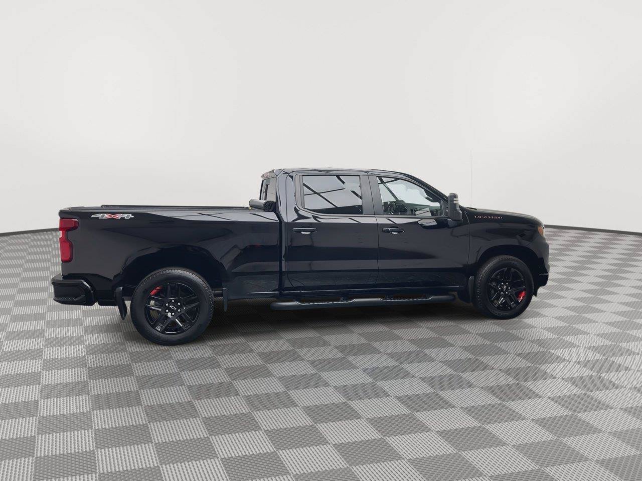Certified 2024 Chevrolet Silverado 1500 RST w/ Redline Edition AWD/4WD image 44